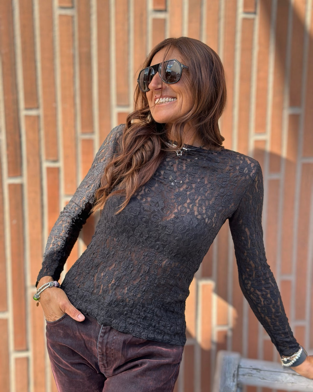 Maglia in Pizzo Nero