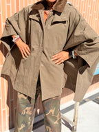 Mantella Over Verde Militare con cappuccio rimovibile