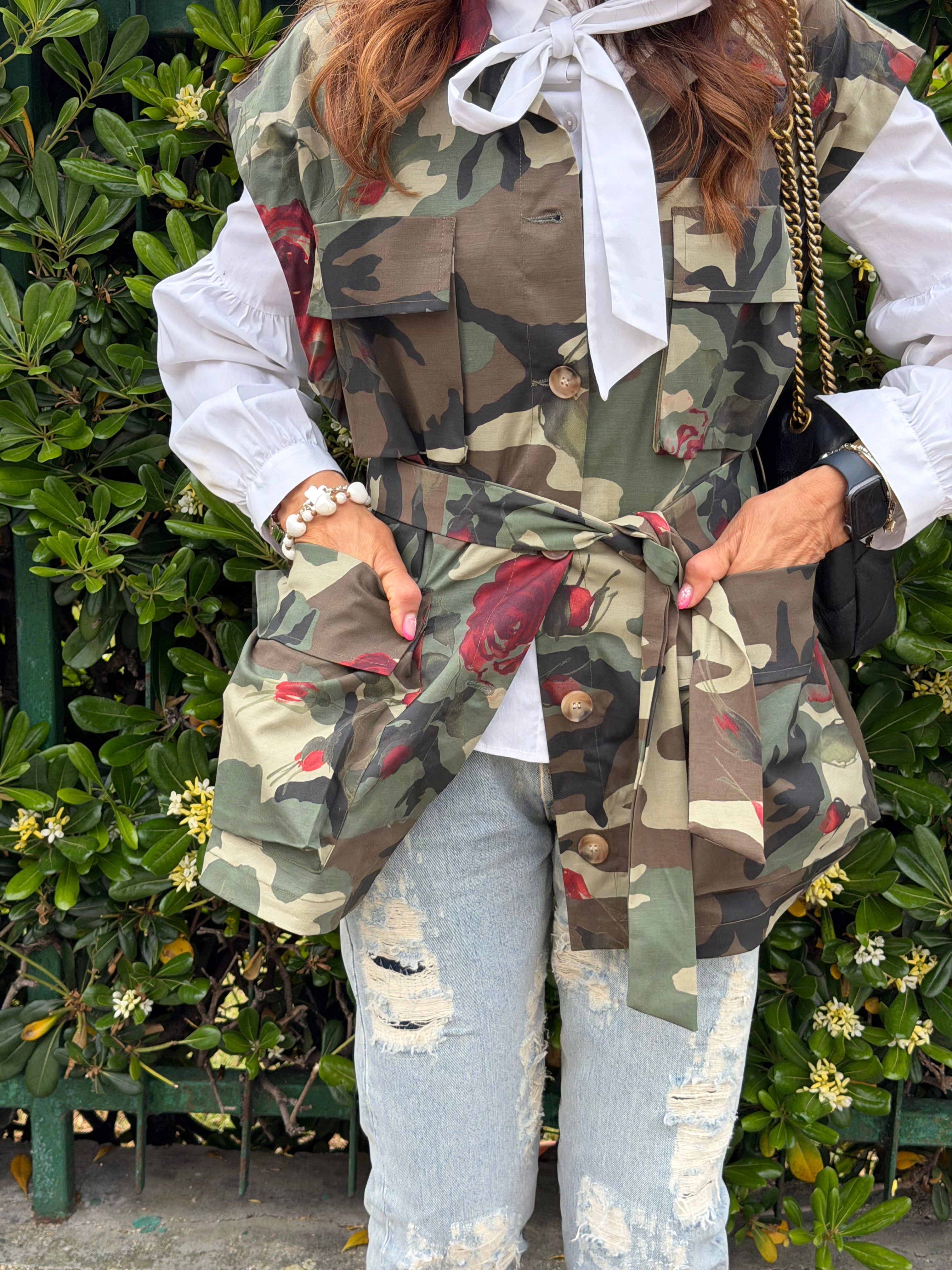 Gilet Camouflage in Cotone con Rose
