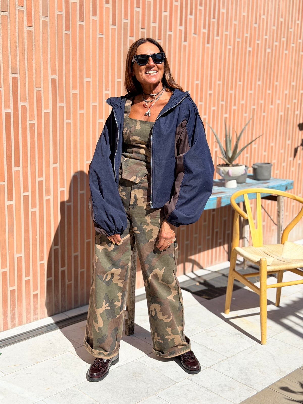 Kway Bicolor con Cappuccio Blu/Moro