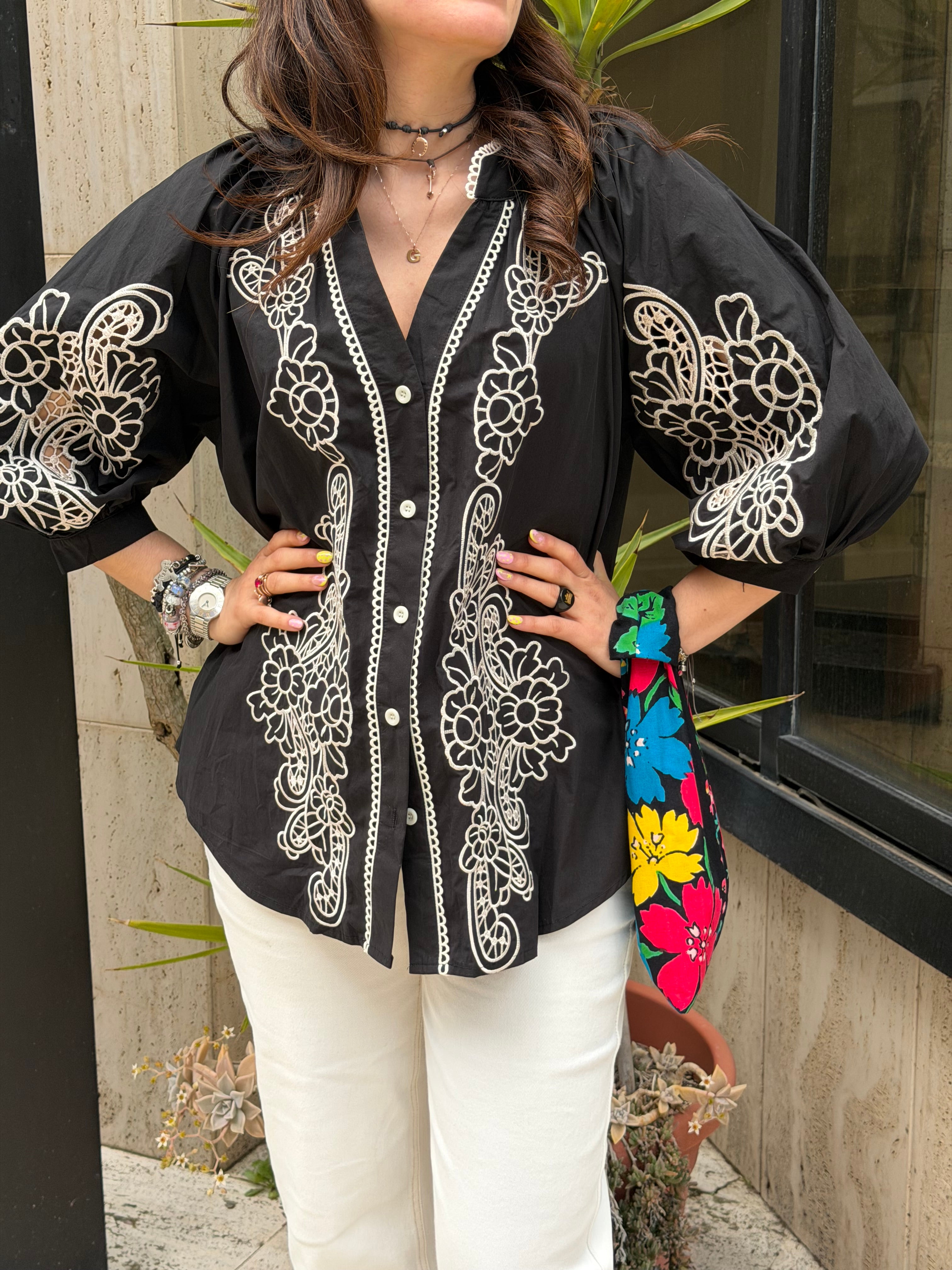 Camicia con Ricamo - Nero
