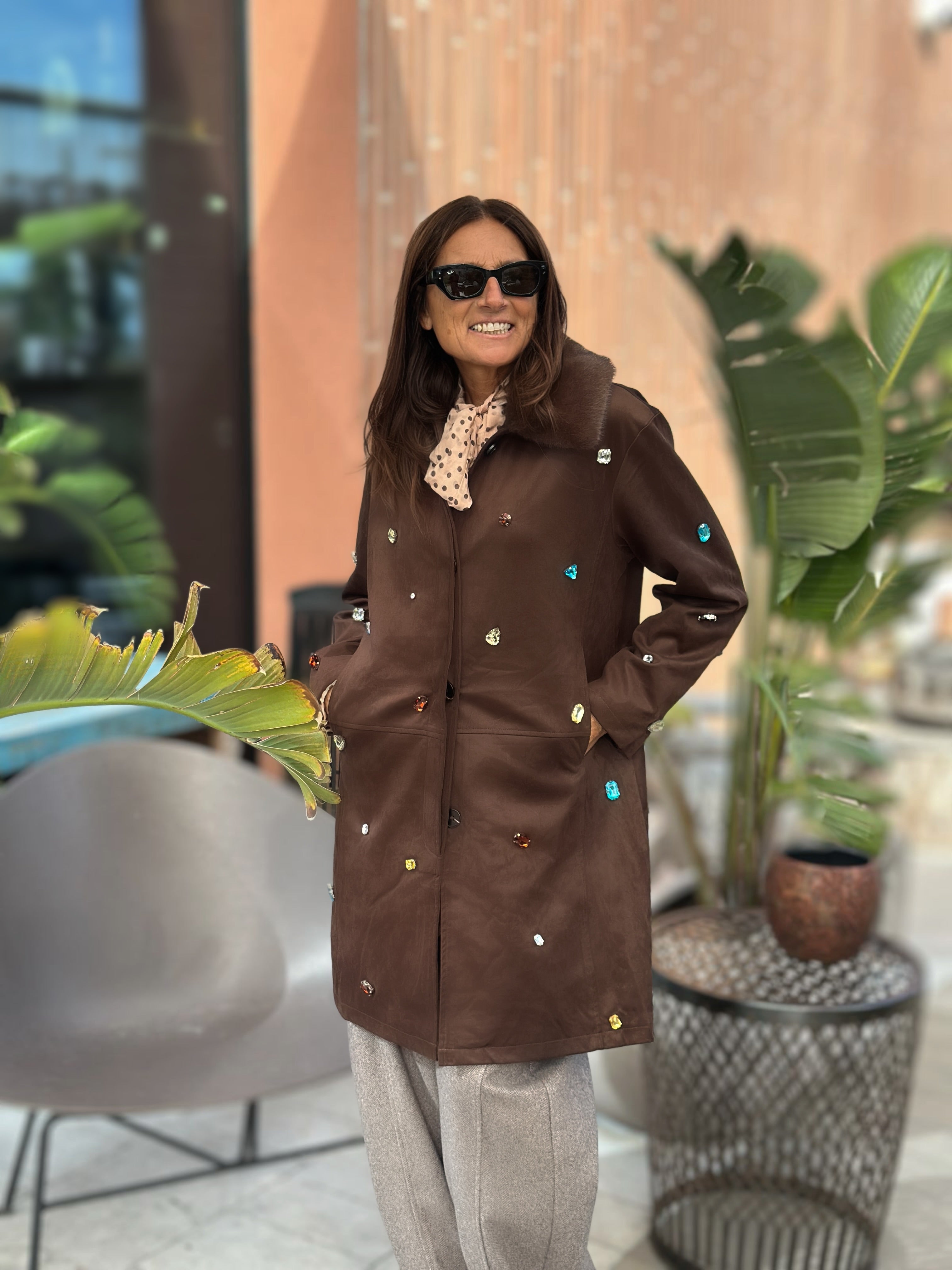 Cappotto in Eco Camoscio e Pietre Colorate