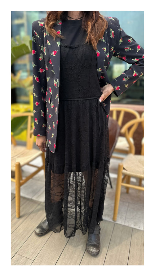 Abito con spalline imbottite in Pizzo | Nero