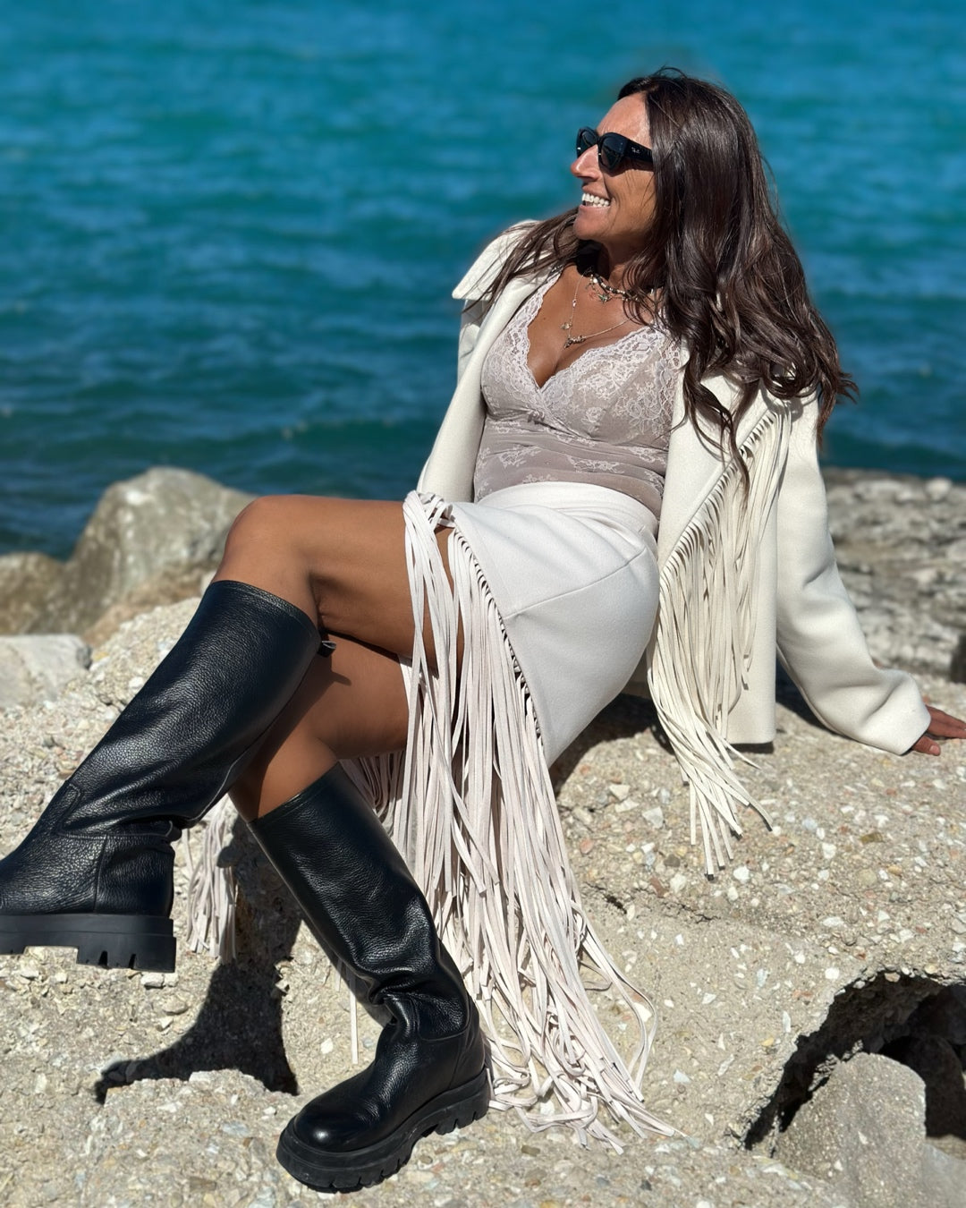 Gonna in Panno con Maxi Frange Panna