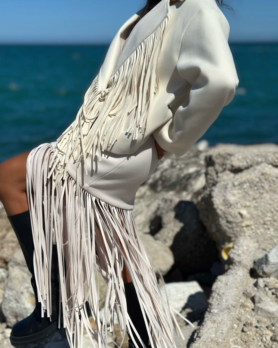 Gonna in Panno con Maxi Frange Panna