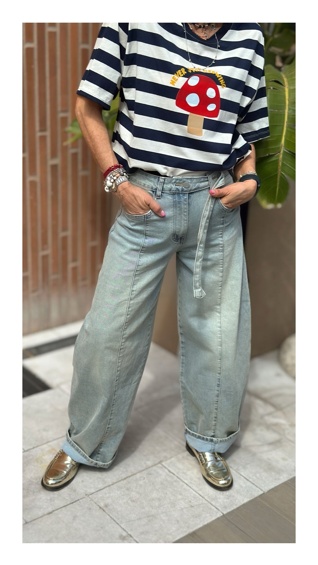 Denim Sfumato Barrel Fit con Cinta