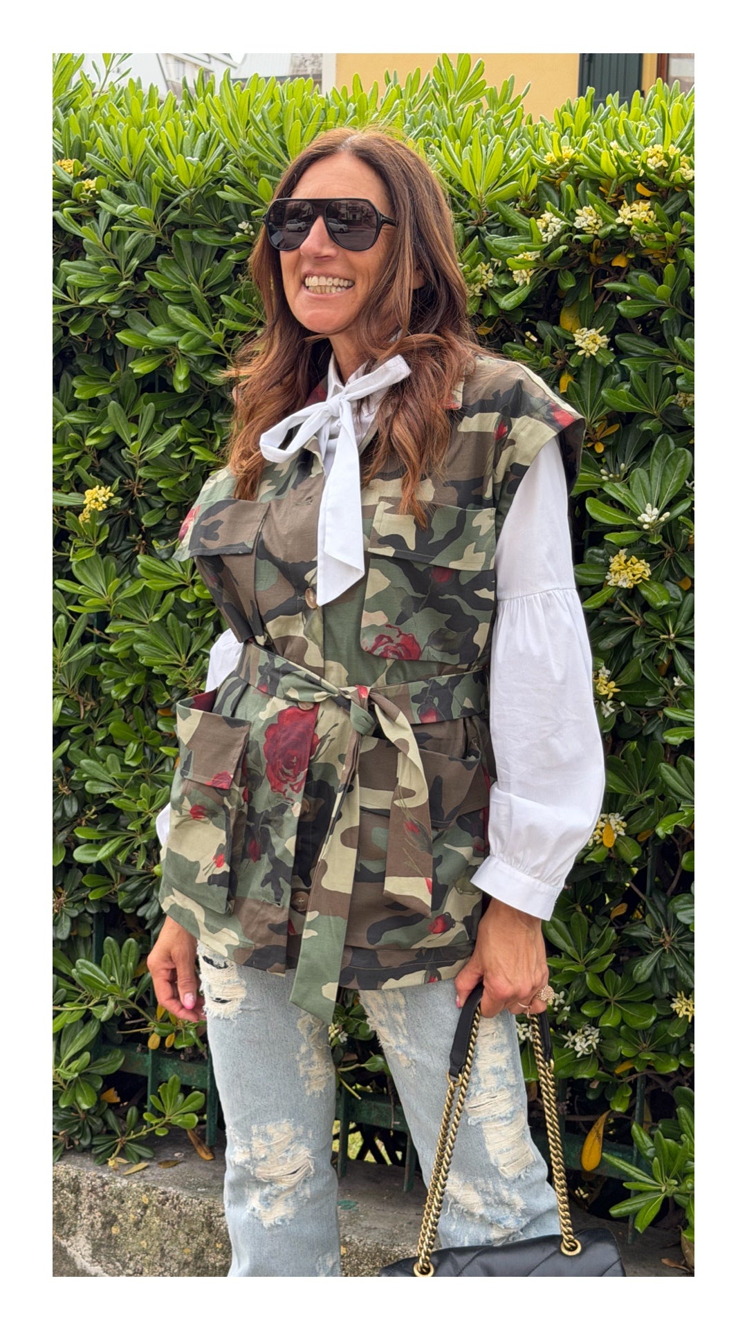 Gilet Cargo Camouflage con Rose