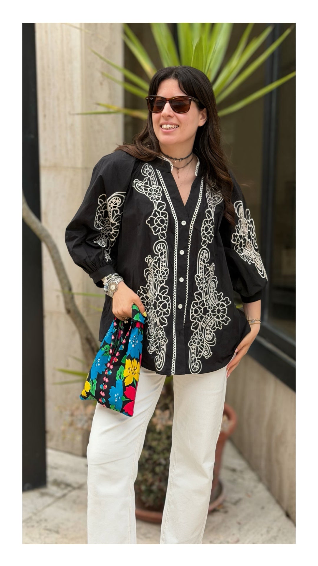 Camicia con Ricamo Nero
