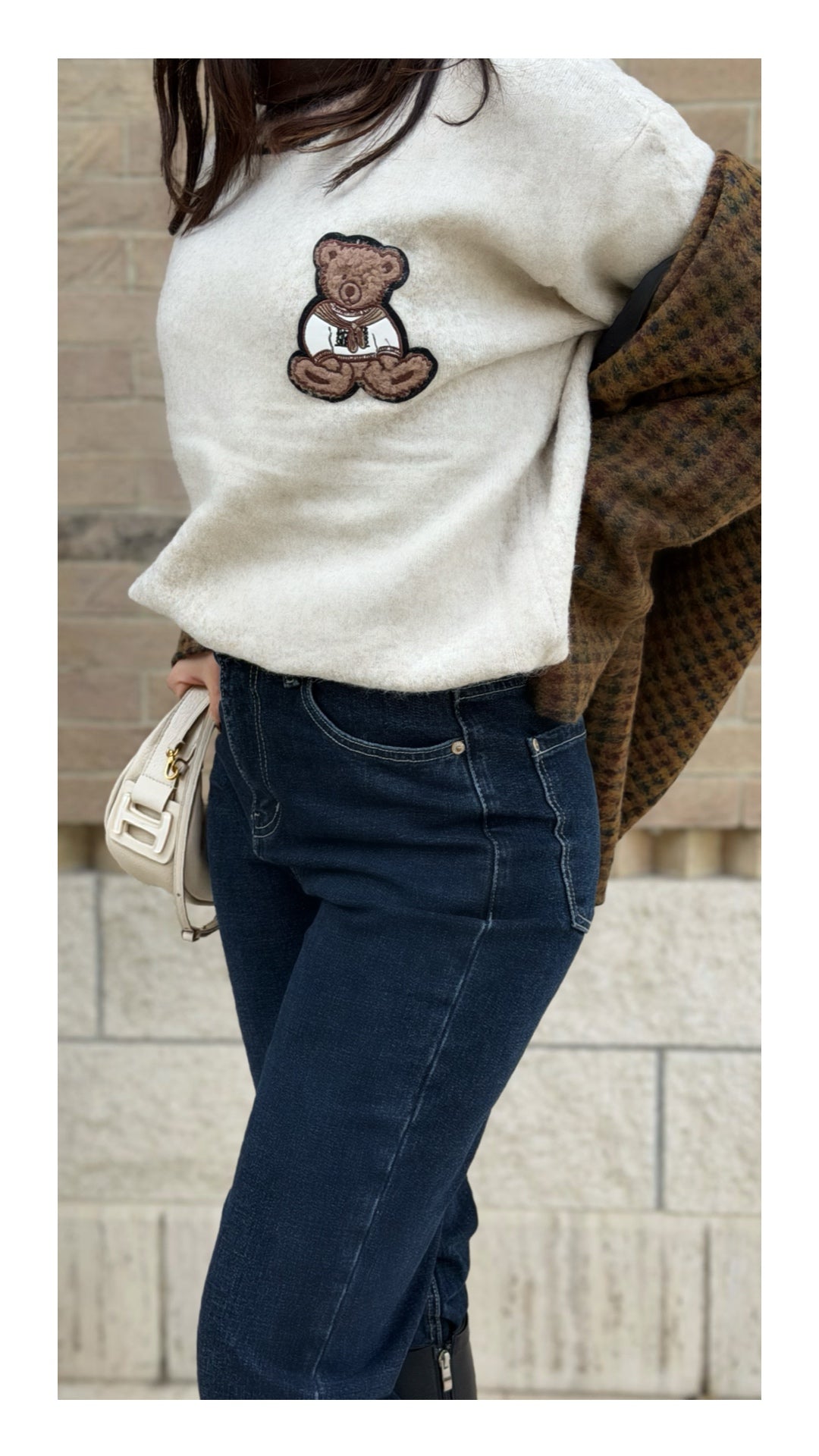 Maglione 65% Viscosa con Orsetto | Burro