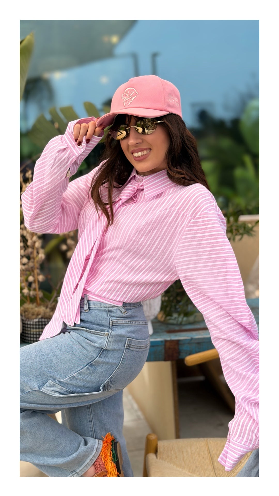 Camicia Rosa con Cravatta Righe