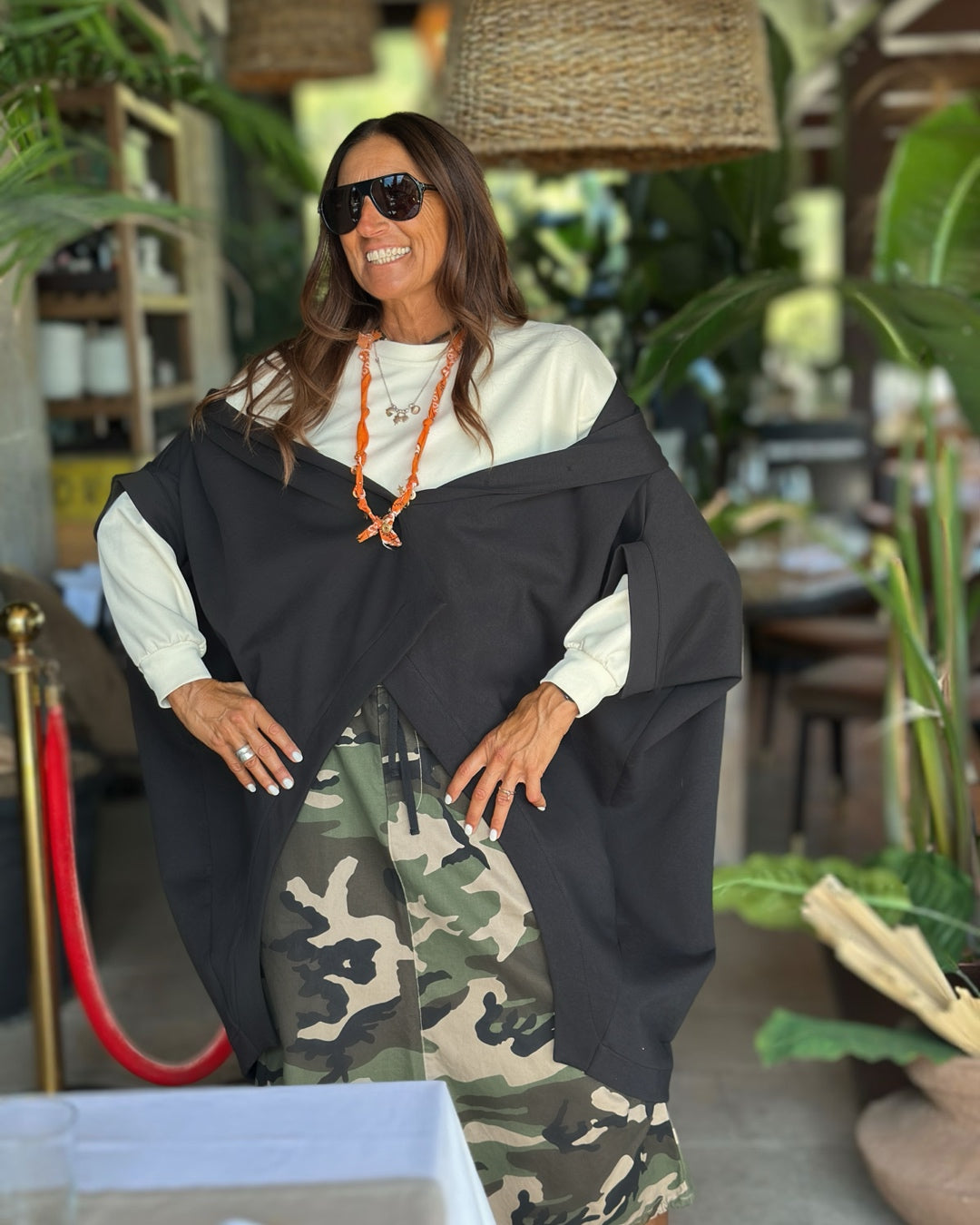 Giacca Mantella Punto Milano Over in Nero