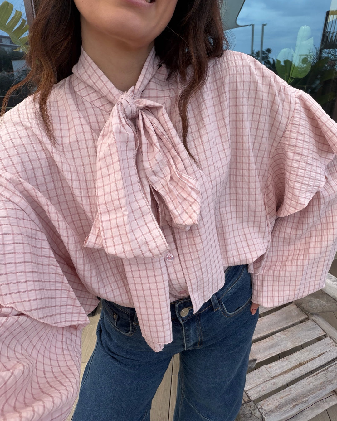 Camicia Rouches con Fiocco Rosa
