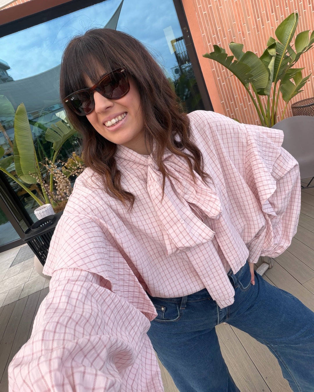 Camicia Rouches con Fiocco Rosa
