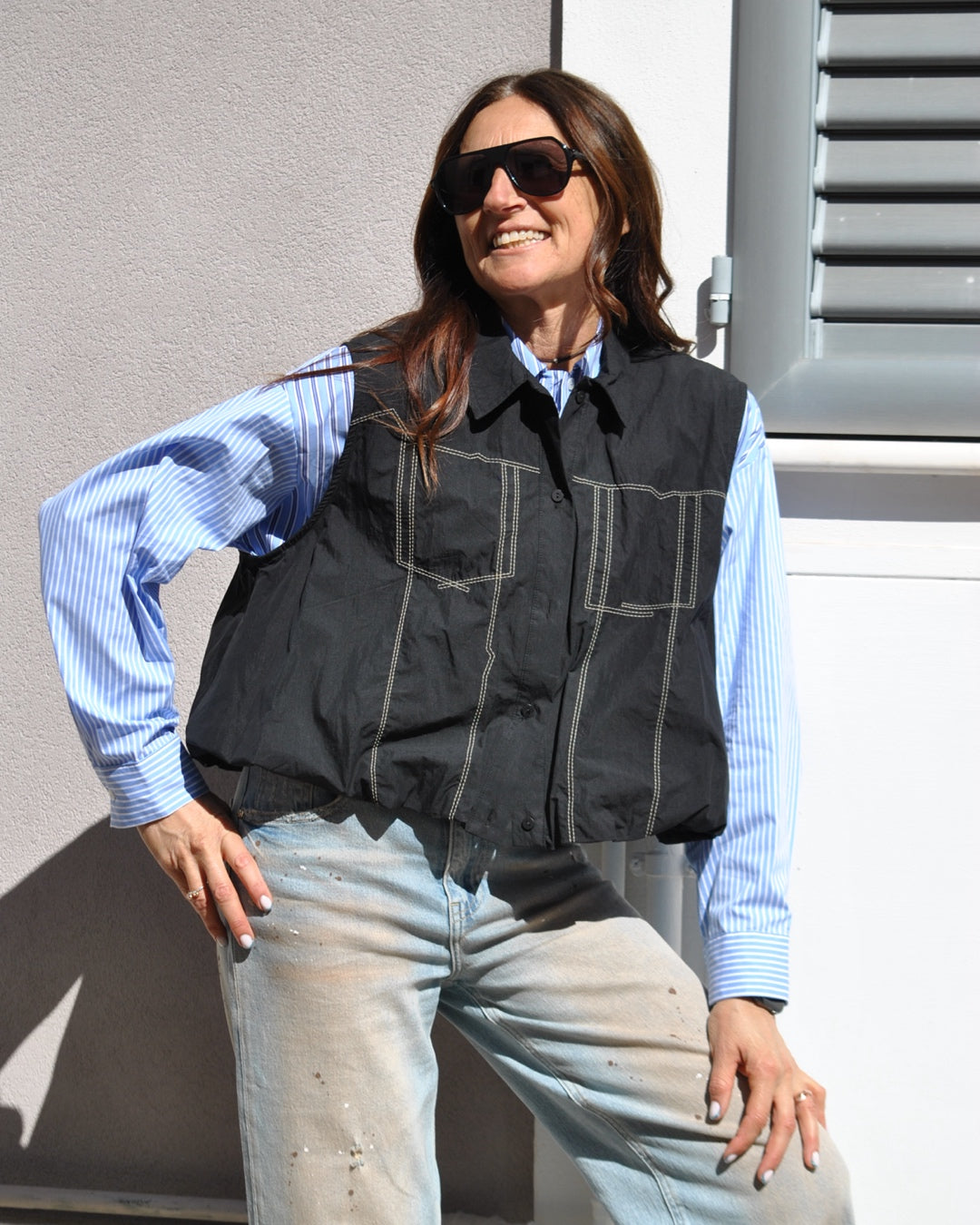 Gilet con cuciture a contrasto Nero