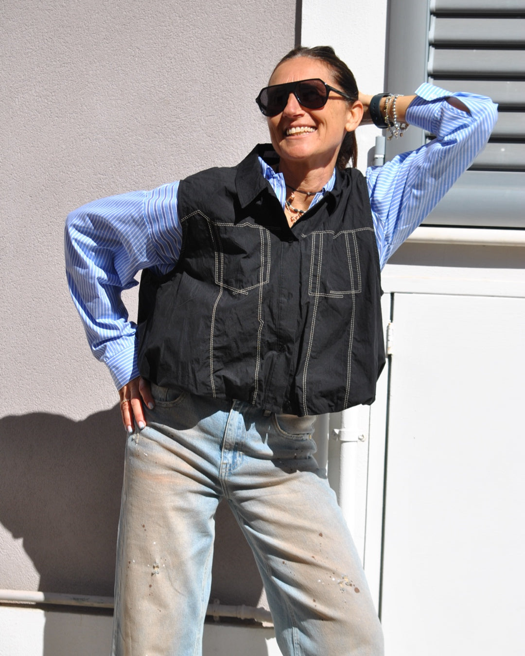 Gilet con cuciture a contrasto Nero