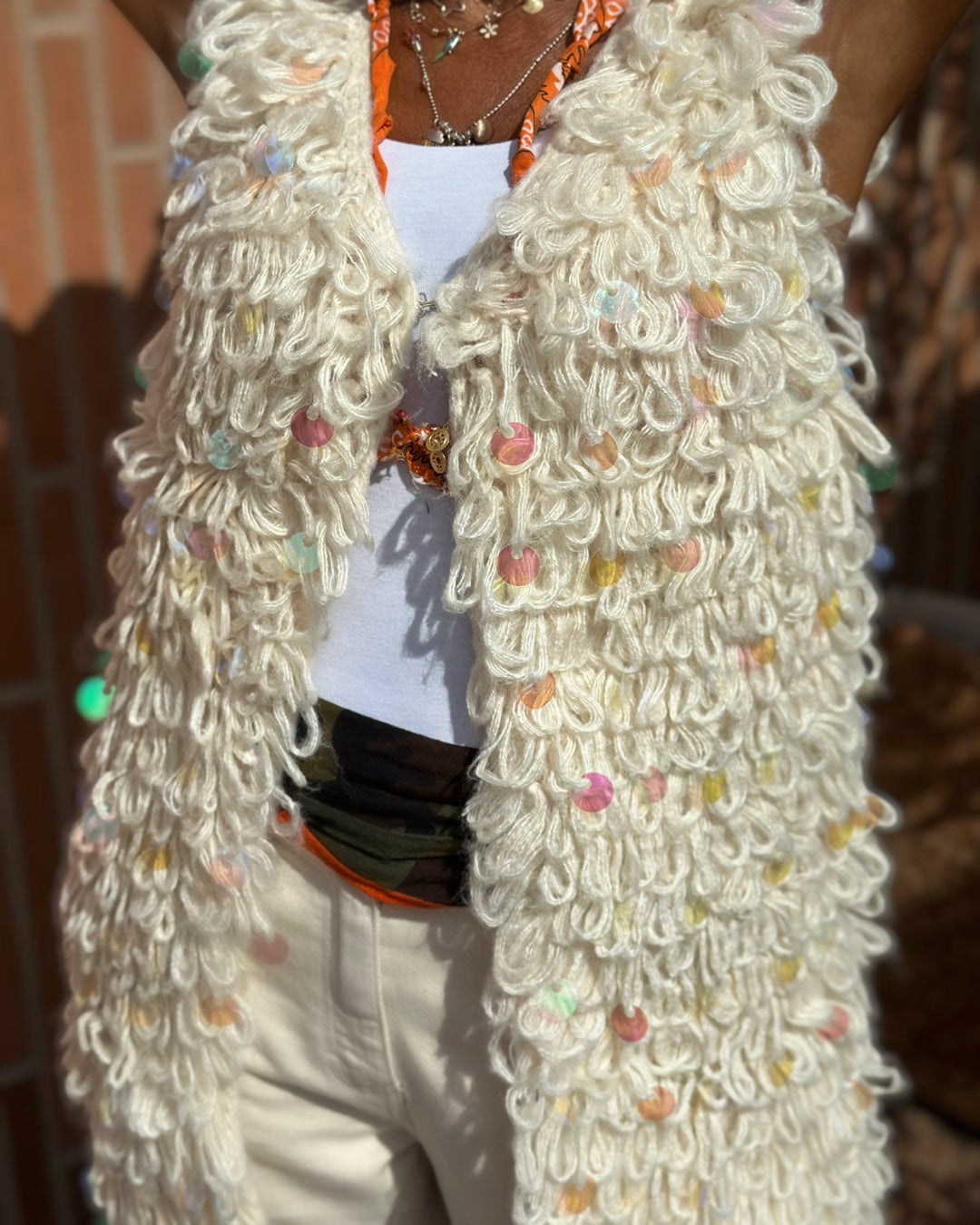 Gilet Sferruzzato con Paillettes Burro