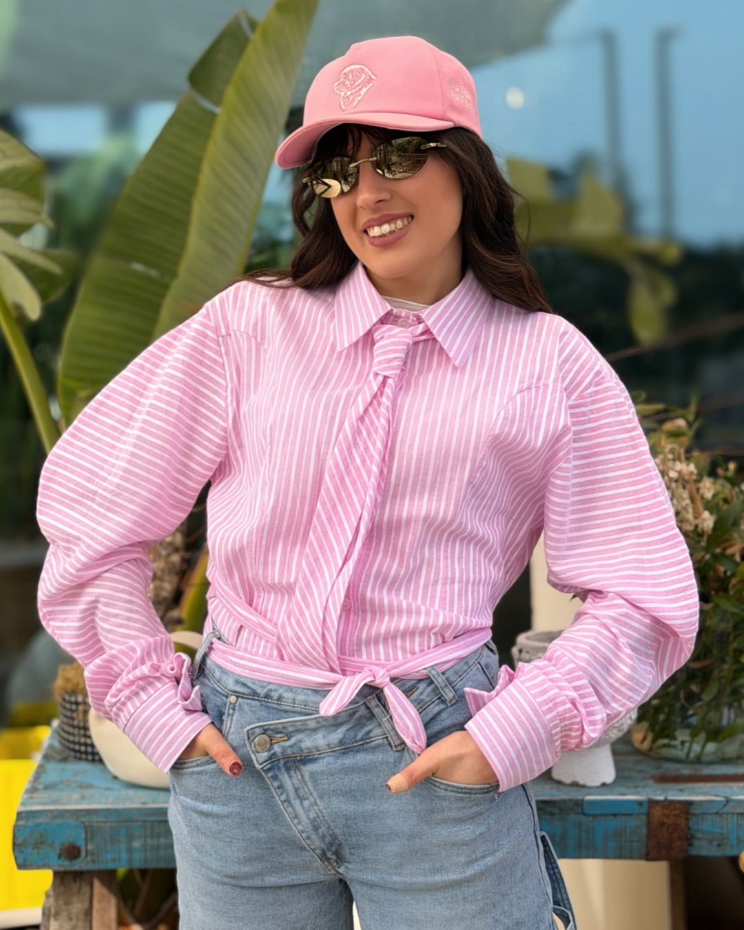 Camicia Rosa con Cravatta Righe