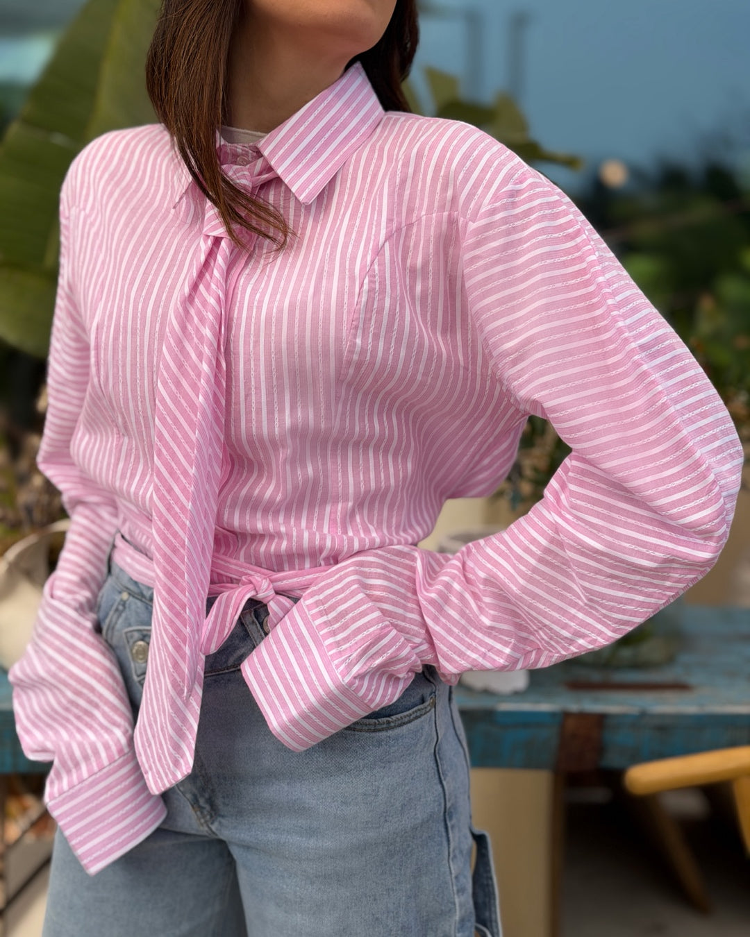 Camicia Rosa con Cravatta Righe